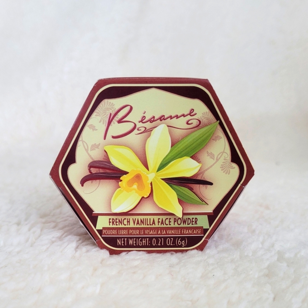 🆕️BNIB Besame French Vanilla Face Powder